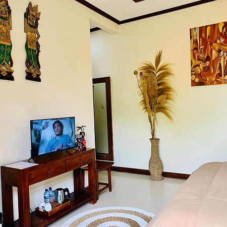 Pondok Baruna Garden Nusa Lembongan Buitenkant foto